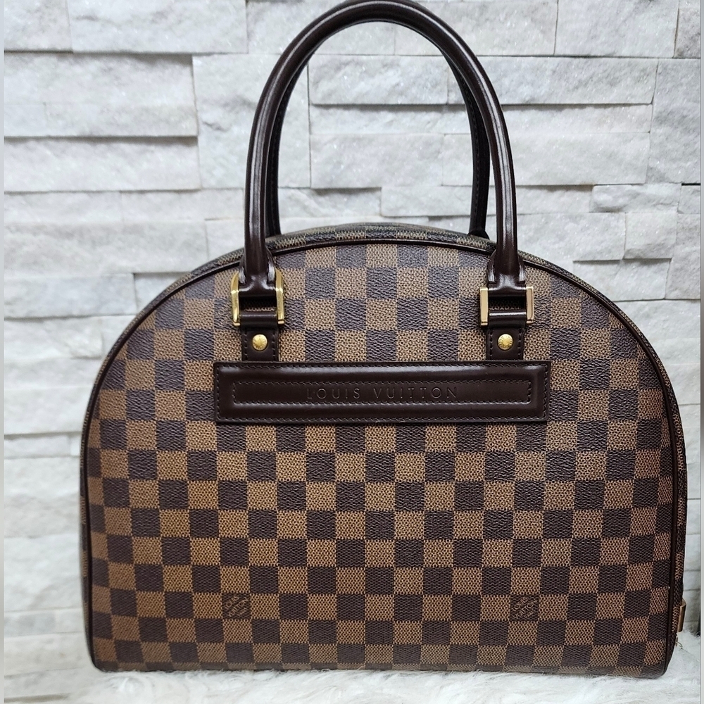 Louis Vuitton Nolita Handbag in Damier Ebene Canvas – Timeless Elegance (2005) - Picture 4 of 12